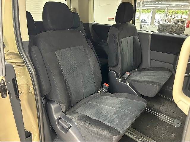 Mitsubishi DELICA D5 2008-07 9184-9