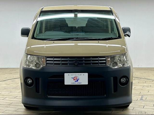 Mitsubishi DELICA D5 2008-07 9184-11