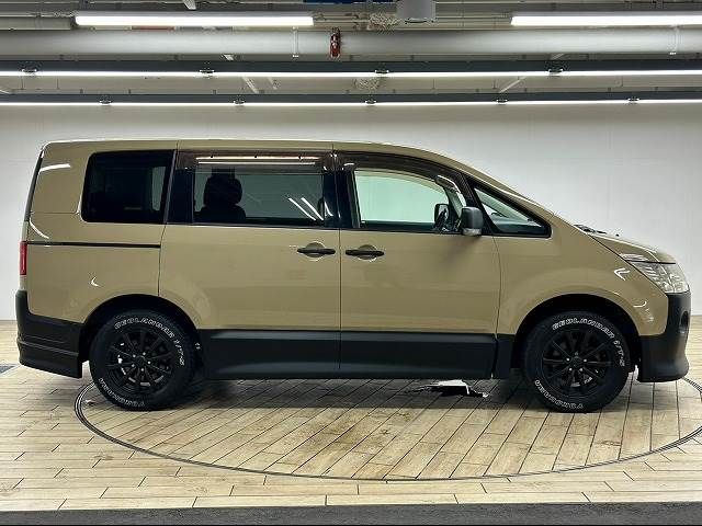Mitsubishi DELICA D5 2008-07 9184-13