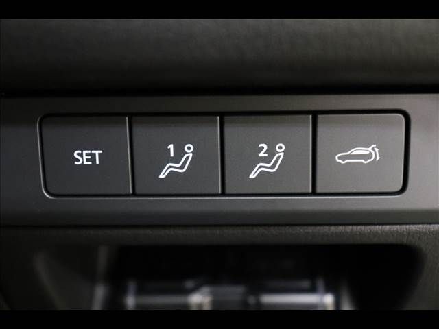 Mazda CX-30 2021-11 22419-5