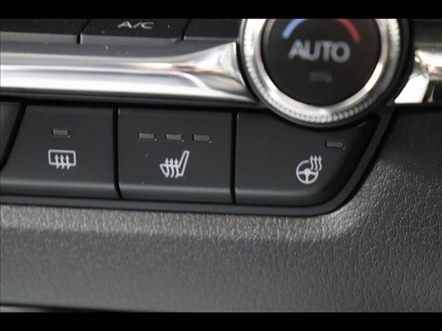 Mazda CX-30 2021-11 22419-3