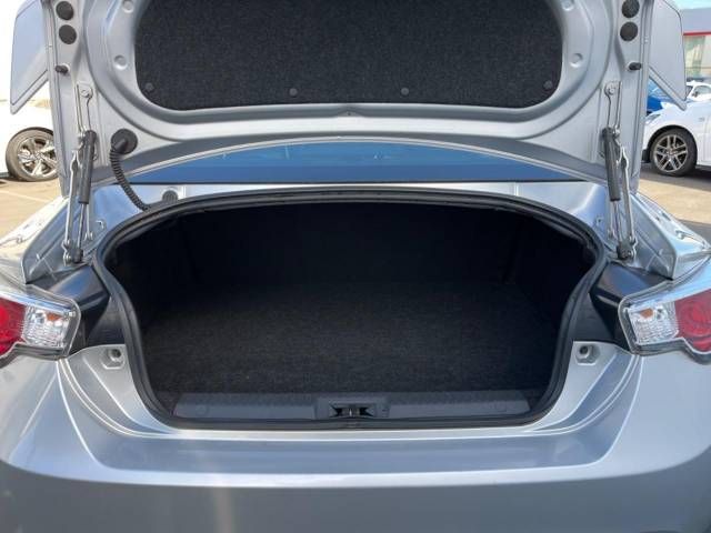 Toyota 86 2012-07 195407-11