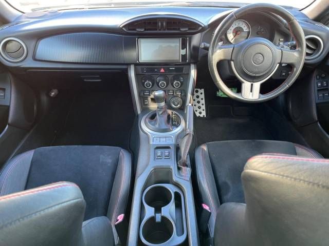 Toyota 86 2012-07 195407-1