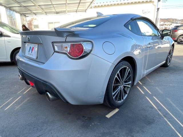 Toyota 86 2012-07 195407-16