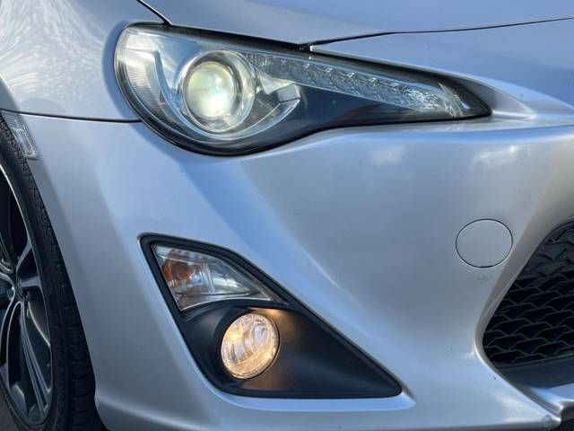 Toyota 86 2012-07 195407-12