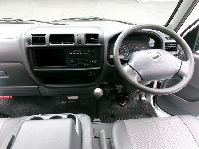 Mazda BONGO VAN 2015-03 948-6