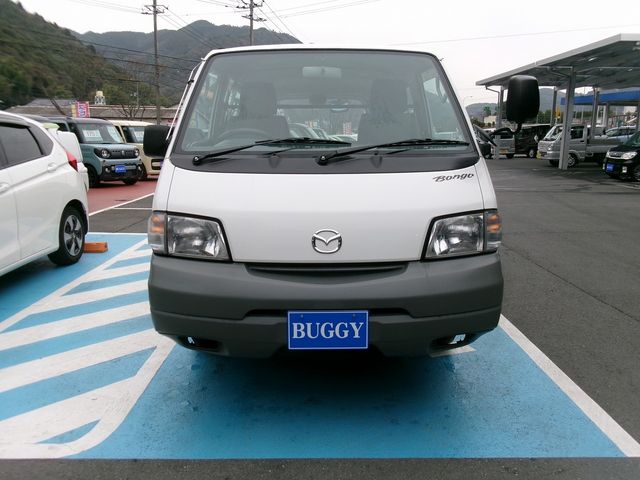 Mazda BONGO VAN 2015-03 948-1