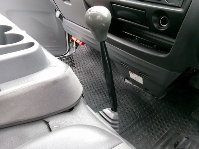 Mazda BONGO VAN 2015-03 948-13