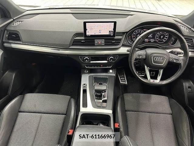 Audi Q5 2018-05 375698-1