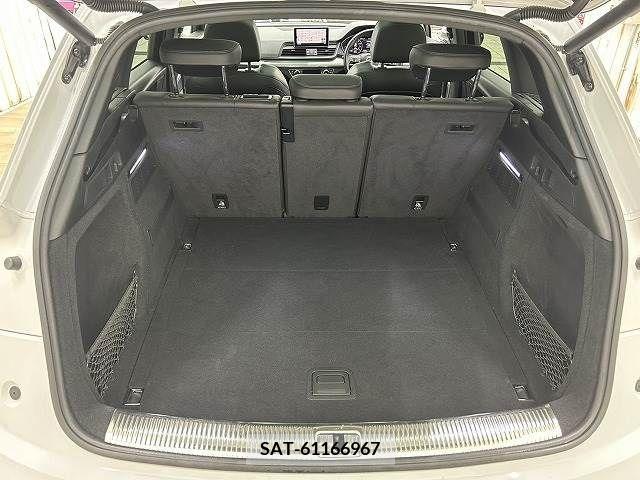 Audi Q5 2018-05 375698-10