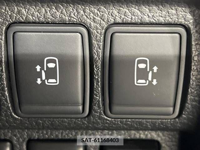Nissan ELGRAND 2018-09 246336-5