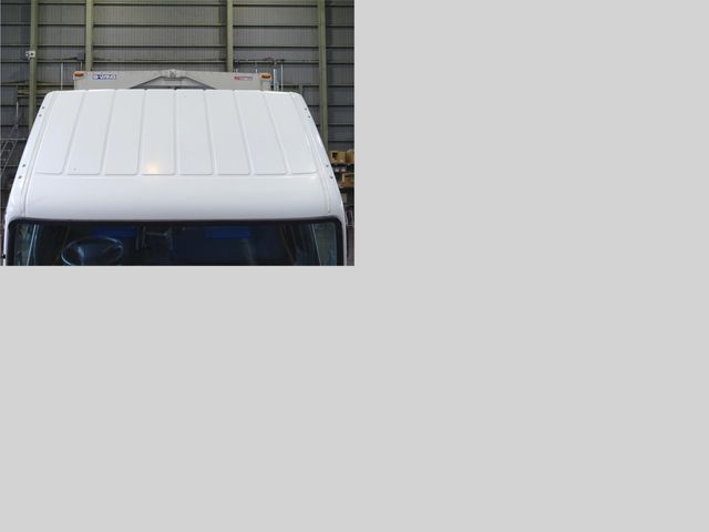 Mitsubishi CANTER 2013-02 2825-8