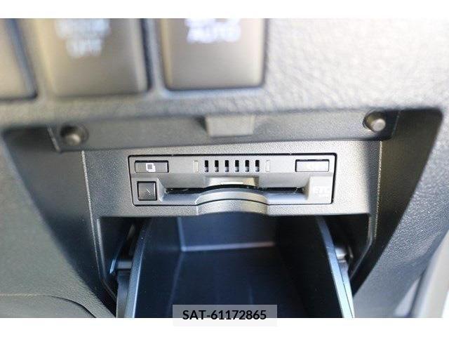 Toyota ALPHARD 2018-01 214770-3