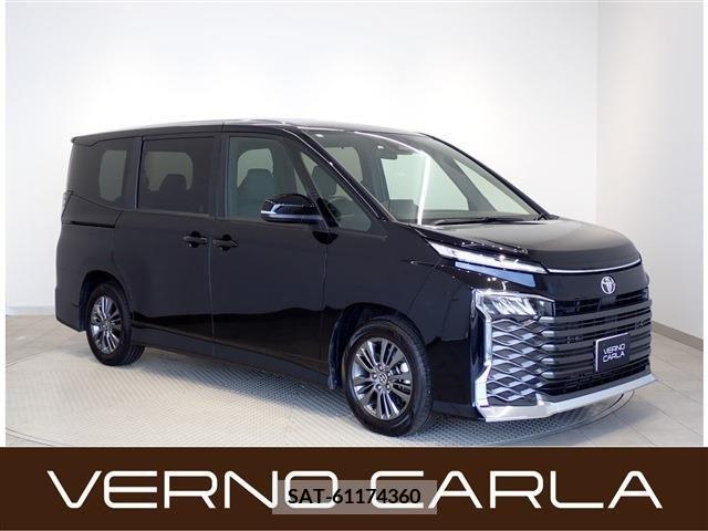 Toyota VOXY 2023-07 370407-0