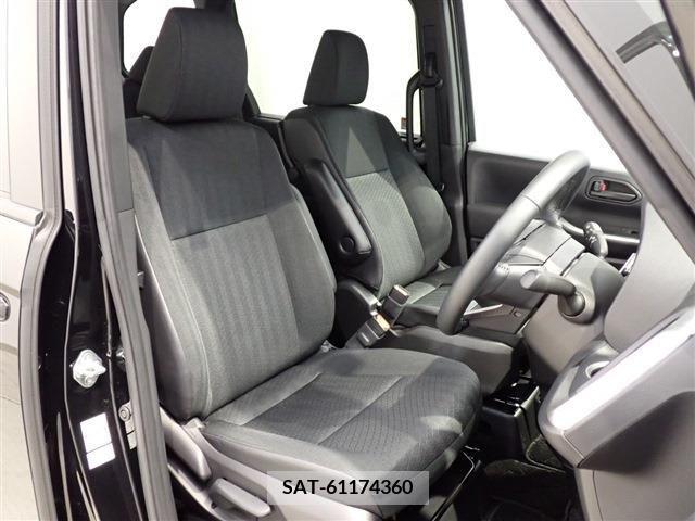 Toyota VOXY 2023-07 370407-22