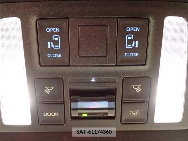 Toyota VOXY 2023-07 370407-20
