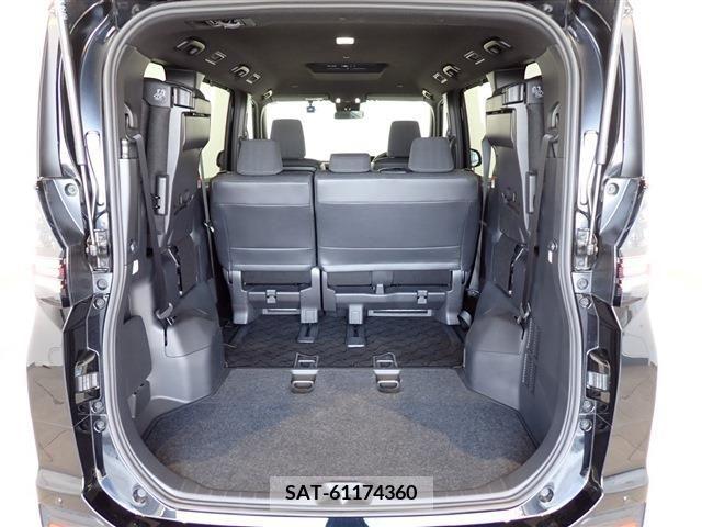 Toyota VOXY 2023-07 370407-26