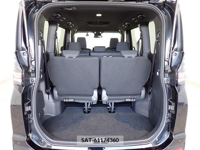 Toyota VOXY 2023-07 370407-25