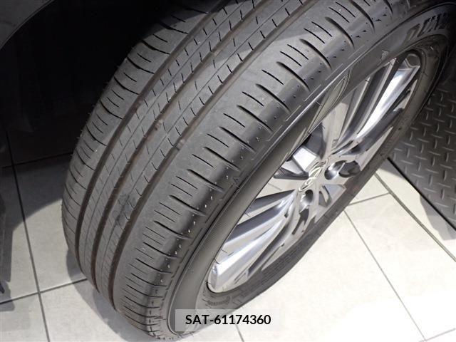 Toyota VOXY 2023-07 370407-27