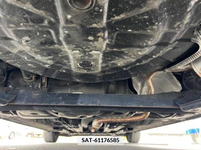Nissan NOTE 2018-06 365465-19