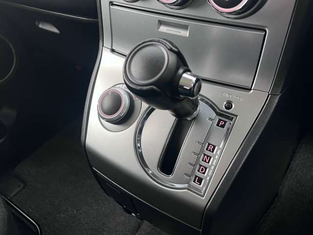 Mitsubishi DELICA D5 2013-11 28552-17