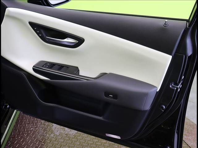Toyota CROWN SEDAN 2019-05 188619-23