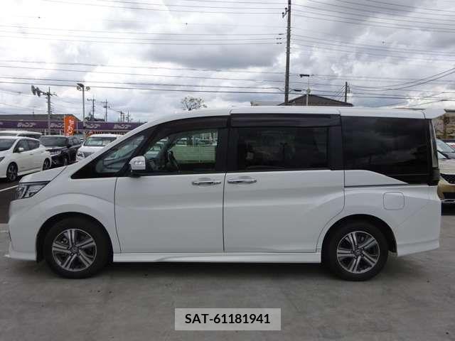 Honda e 2022-01 386641-3