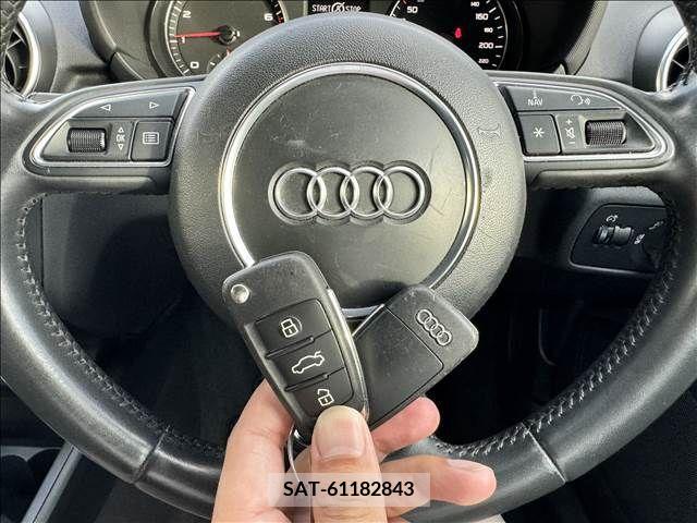 Audi A1 2013-06 356439-17