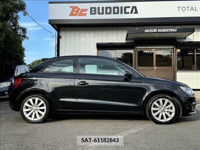 Audi A1 2013-06 356439-6