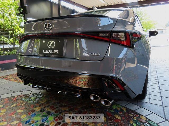 Lexus IS 2024-03 238442-1