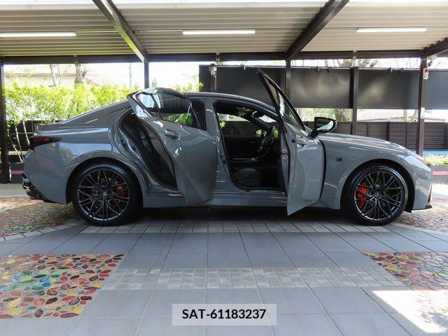 Lexus IS 2024-03 238442-11