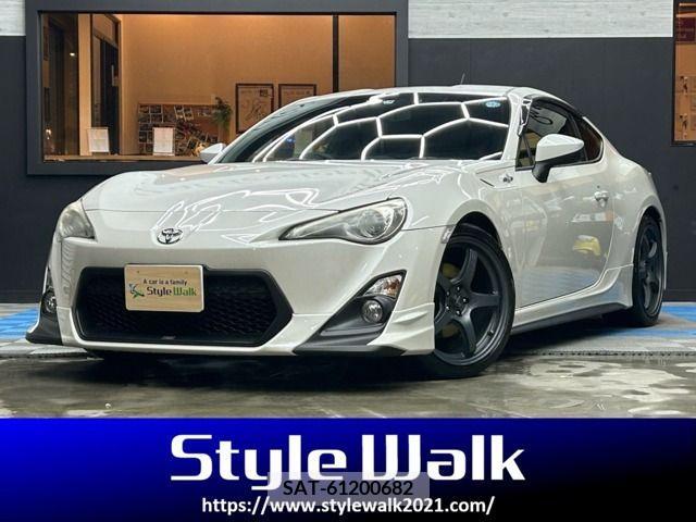 Toyota 86 2013-10 228322-0
