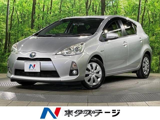 Toyota AQUA 2012-01 347185-0