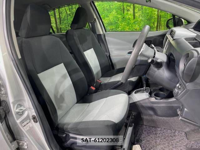 Toyota AQUA 2012-01 347185-8