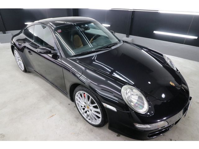 Porsche 911 2006-02 325-11
