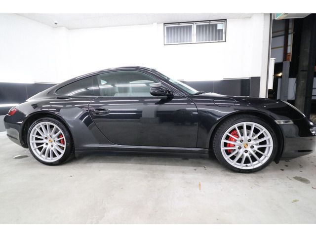 Porsche 911 2006-02 325-1