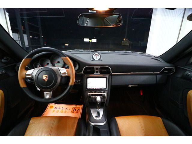 Porsche 911 2006-02 325-16