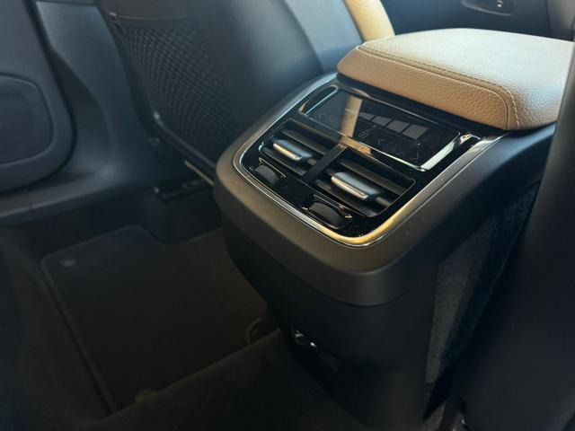 Volvo XC60 2018-05 184234-14