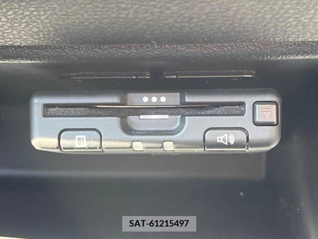 Nissan MARCH 2021-02 211857-5
