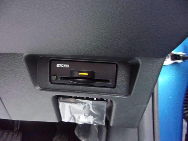 Nissan AURA 2023-02 21780-9
