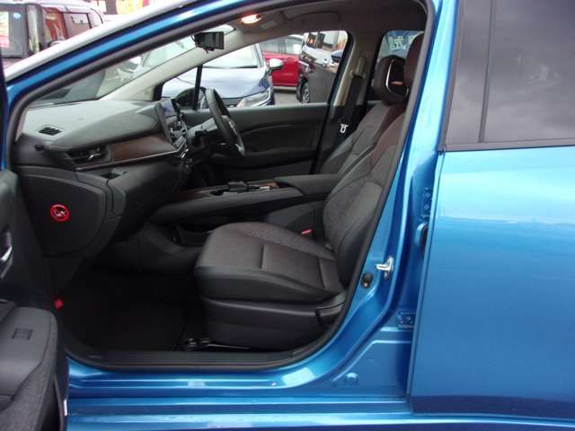 Nissan AURA 2023-02 21780-15