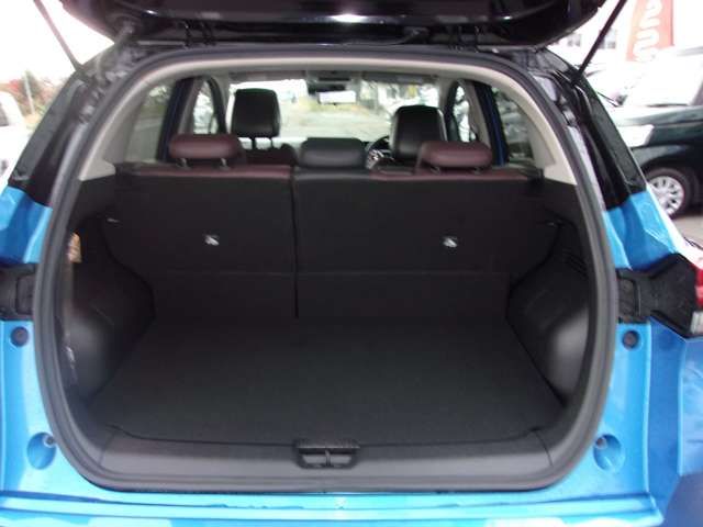 Nissan AURA 2023-02 21780-17