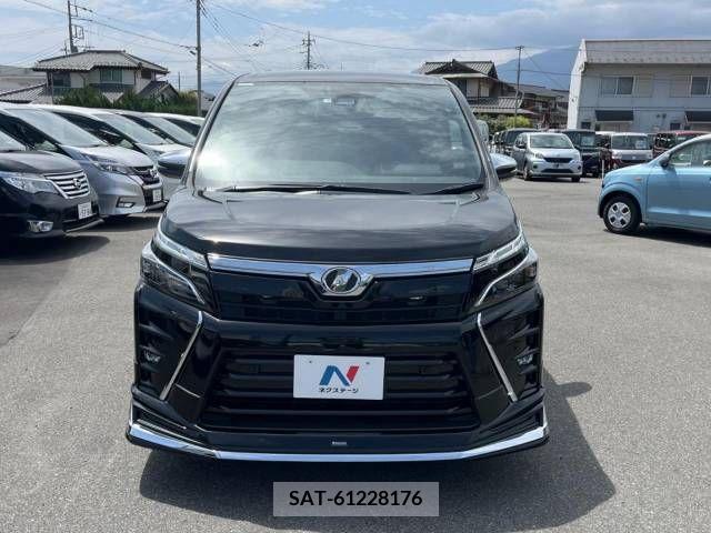 Toyota VOXY 2019-03 288877-15