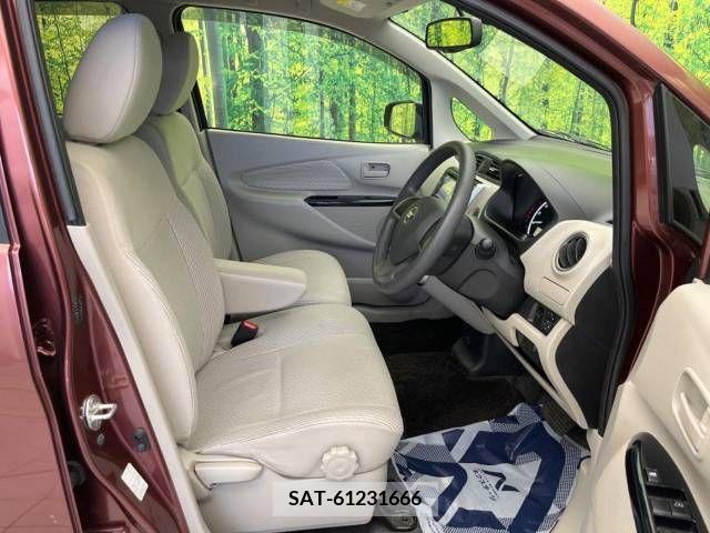 Nissan DAYZ 2013-06 353547-8