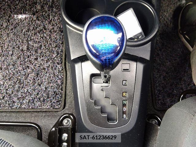 Toyota AQUA 2015-12 292156-8