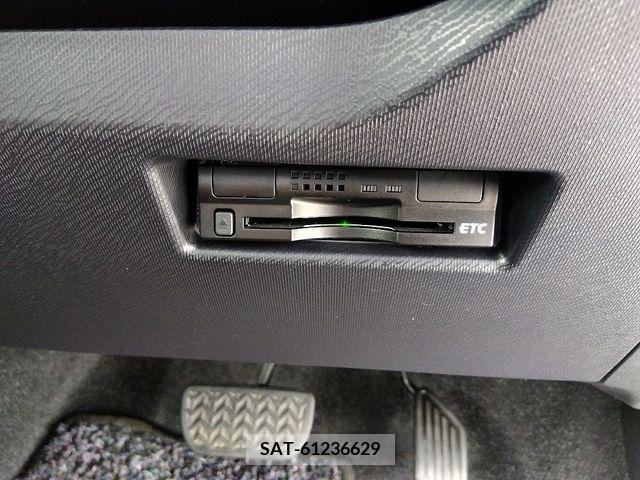 Toyota AQUA 2015-12 292156-11