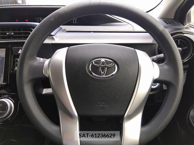 Toyota AQUA 2015-12 292156-21