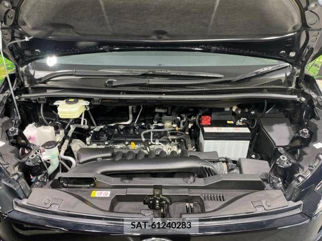 Toyota VOXY 2023-10 289261-18