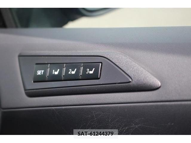 Toyota VELLFIRE 2019-07 303655-5