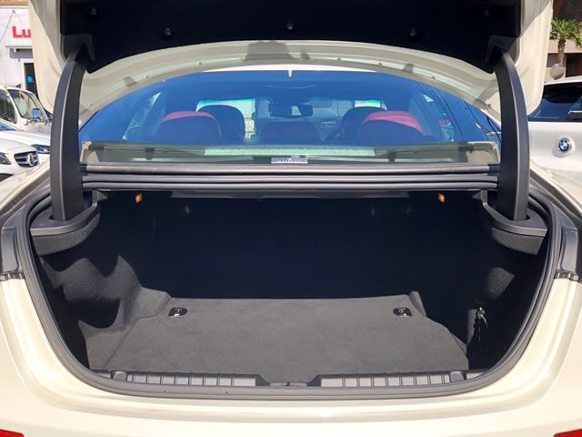 Maserati GHIBLI 2015-11 24143-7